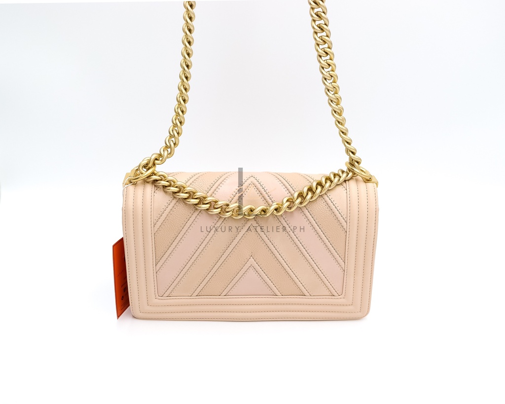 Chanel Chevron Boy Medium Pink | S22453955