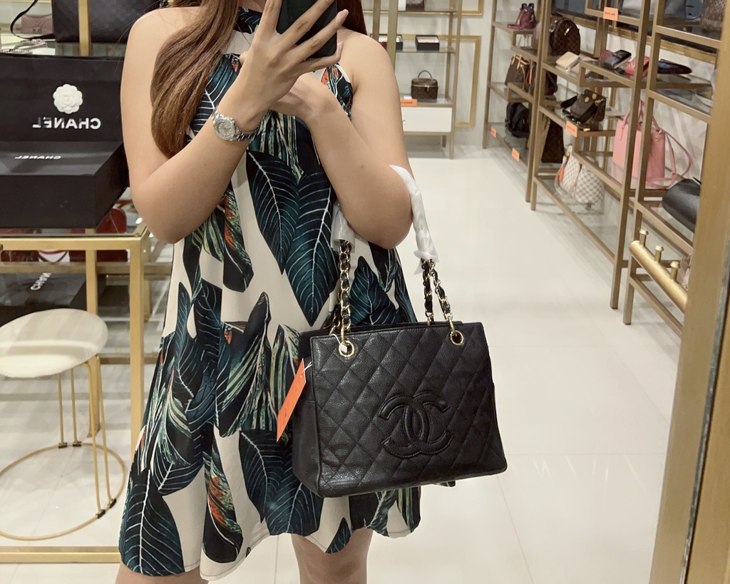 Chanel Petite Timeless Tote Black