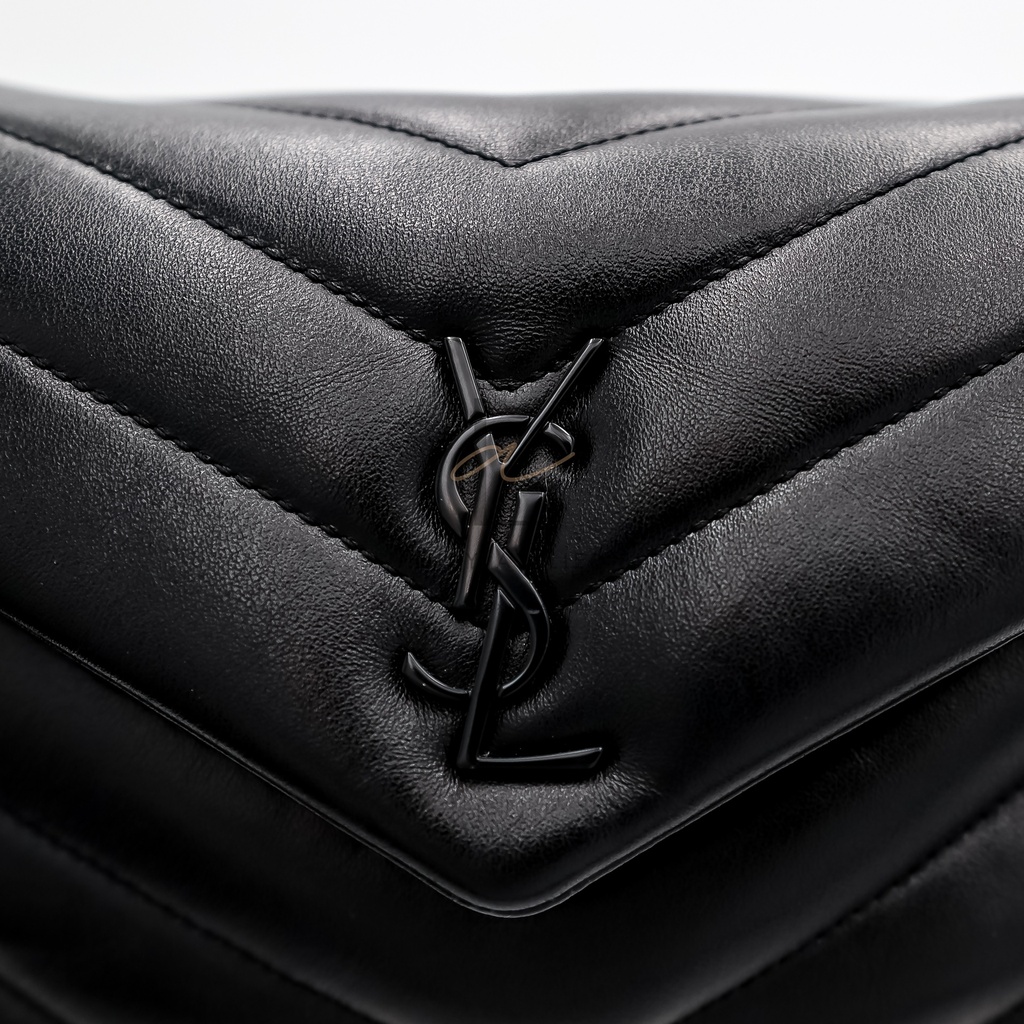 YSL Toy Loulou So Black