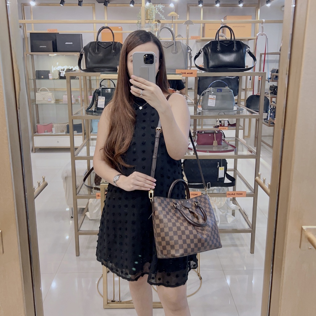 Louis Vuitton Siena MM Handbag Damier