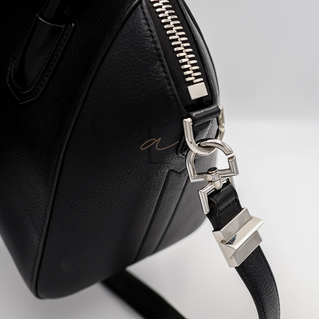 Givenchy Antigona Small Black