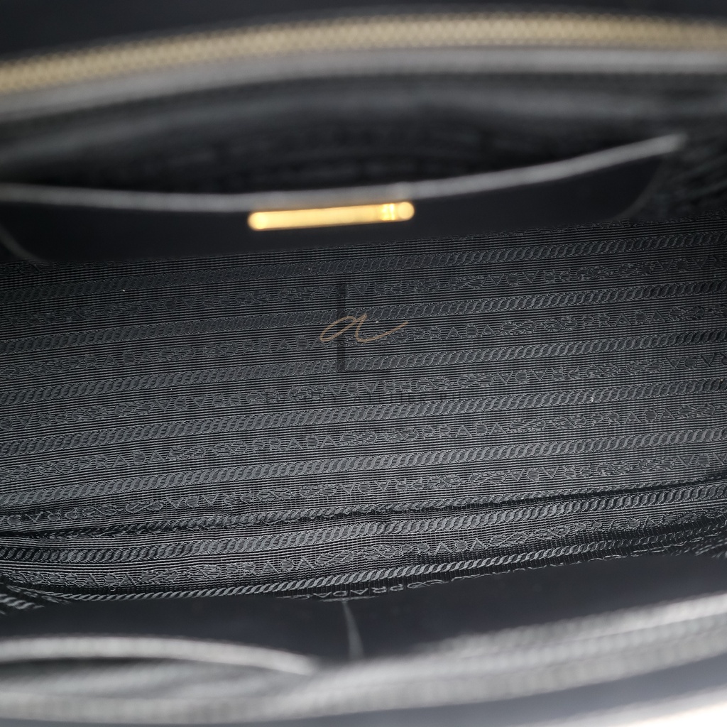 Prada Saffiano Luxe Tote and Shoulder Bag Black